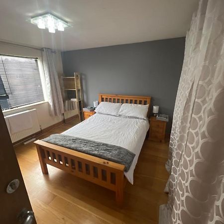 Theldon Leilighet Luton  Eksteriør bilde